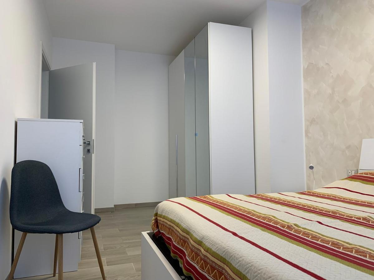 Апартаменти Trilocale In Zona Bocconi/Navigli Мілан Екстер'єр фото